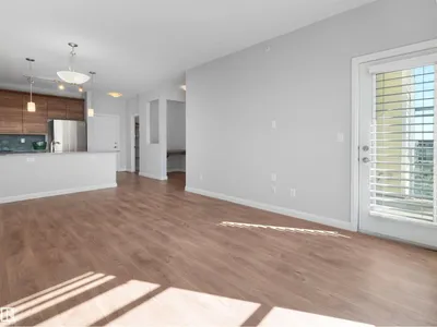 #415 2588 ANDERSON WY SW photo 12