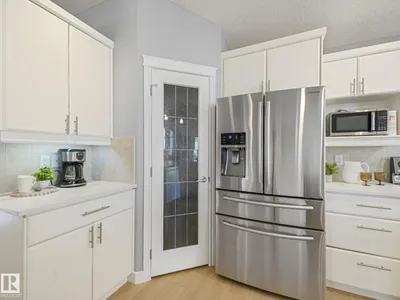 4115 58 ST photo 10
