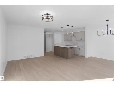 1862 187 ST NW photo 10