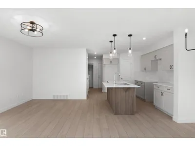 1862 187 ST NW photo 11