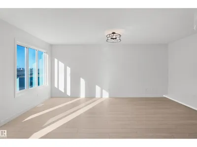 1862 187 ST NW photo 4