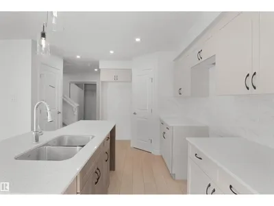 1862 187 ST NW photo 7
