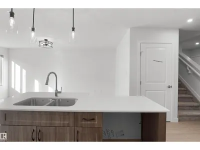 1862 187 ST NW photo 8
