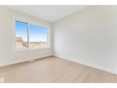 3803 38 AV photo 38