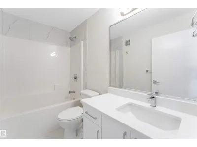 3803 38 AV photo 39