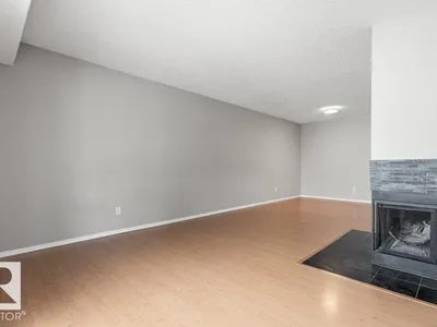 #4 14620 26 ST NW photo 11