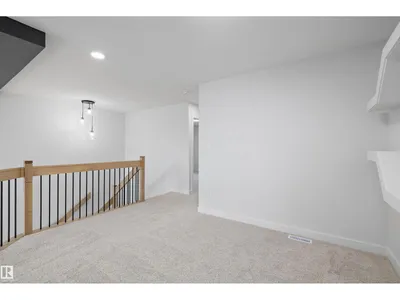 1774 Crossbill LO NW photo 27