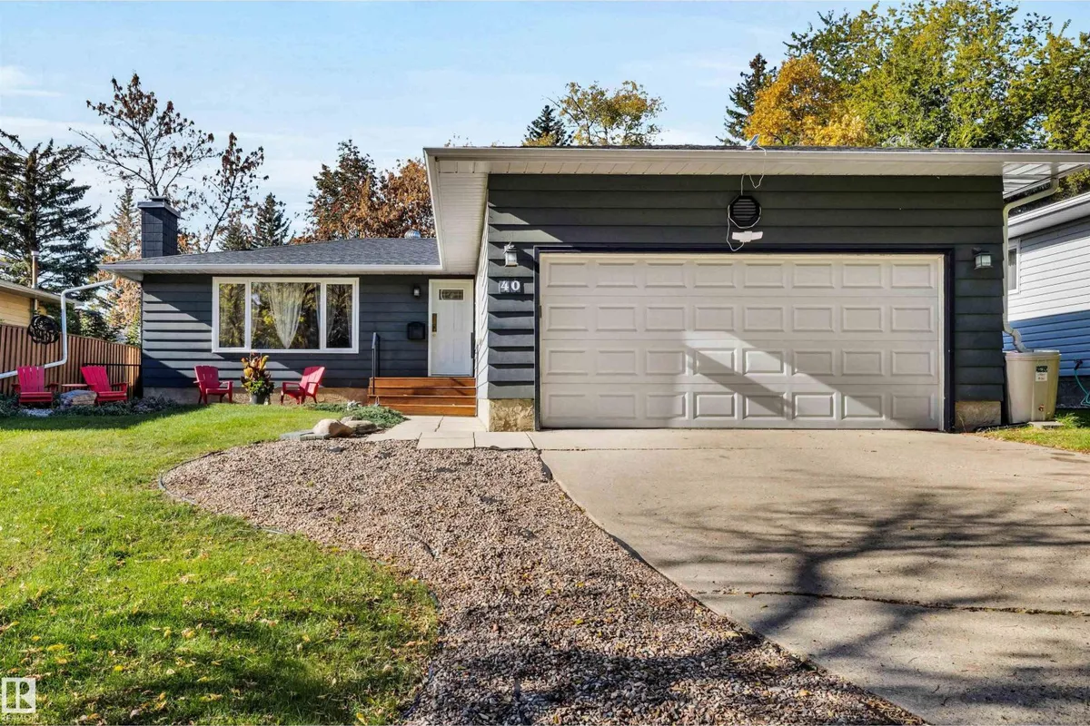 40 GLENHAVEN CR exterior