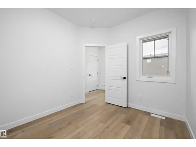 1753 Crossbill LO NW NW photo 5
