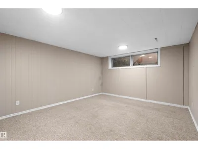10428 64 AV NW NW photo 11