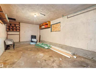10428 64 AV NW NW photo 12