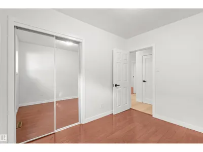 10428 64 AV NW NW photo 33