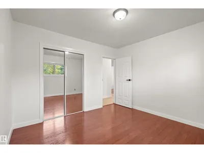 10428 64 AV NW NW photo 41