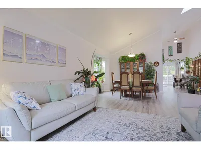 4424 124 AV NW photo 4