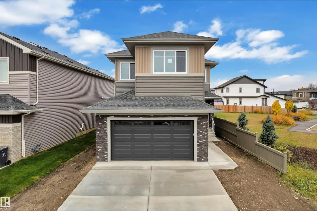 717 ASTORIA WY exterior