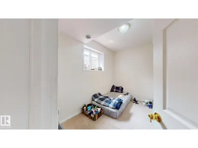 5129 1B AV SW photo 33