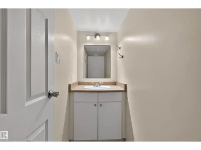 #206 10175 114 ST NW photo 26
