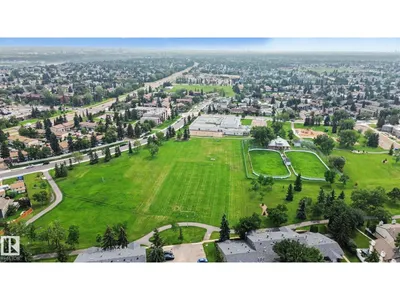 39 3111 142 AV NW photo 39