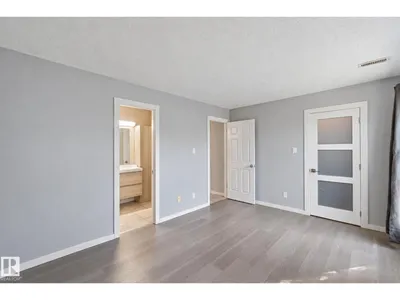 39 3111 142 AV NW photo 19