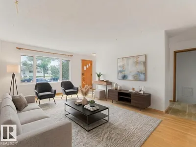 16428 88 AV NW photo 5