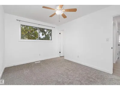 8612 30 AV NW NW photo 13