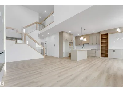 4234 63 ST photo 17
