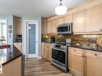 #1103 9020 JASPER AV NW photo 14