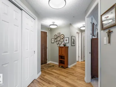 #1103 9020 JASPER AV NW photo 18