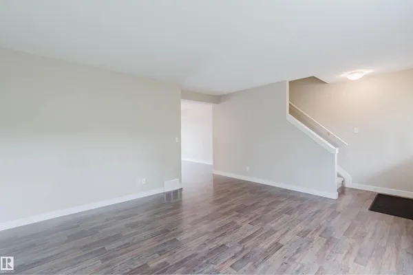#31 7289 SOUTH TERWILLEGAR DR NW photo 3