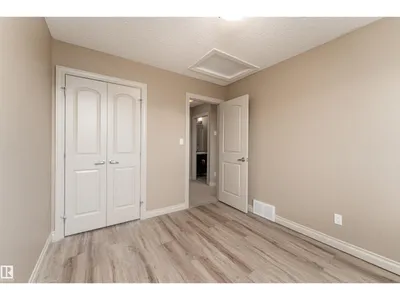556 SECORD BV NW photo 19
