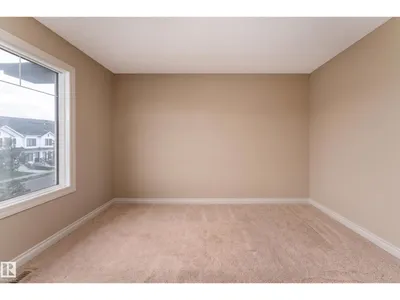 556 SECORD BV NW photo 23