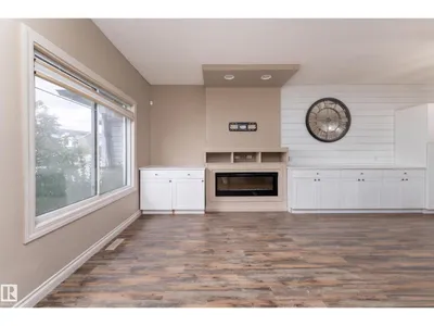 556 SECORD BV NW photo 6