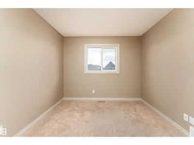 556 SECORD BV NW photo 15