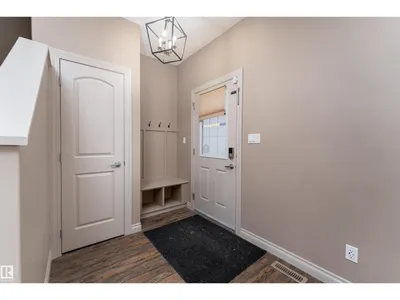 556 SECORD BV NW photo 4