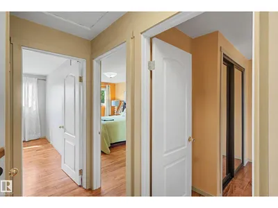 9516 129A AV NW photo 20
