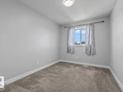 9815 227 ST NW photo 24