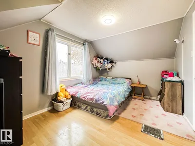 12114 106 ST NW photo 25