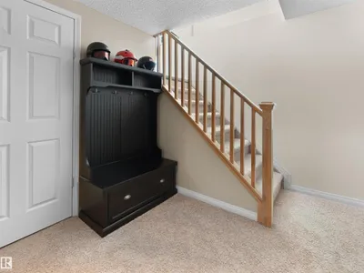14527 86 AV NW photo 17