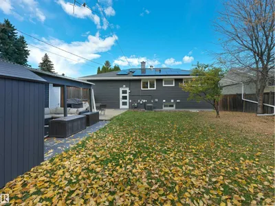 14527 86 AV NW photo 27