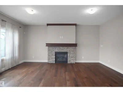 138 HENDERSON LI photo 8