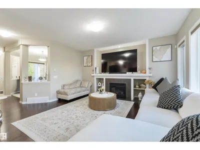 5932 12 AV SW photo 14