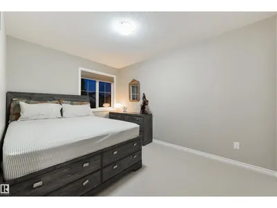 5932 12 AV SW photo 23
