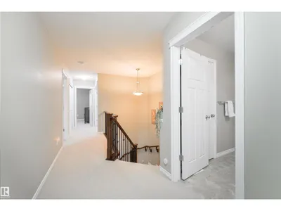 5932 12 AV SW photo 26