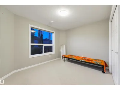 5932 12 AV SW photo 36