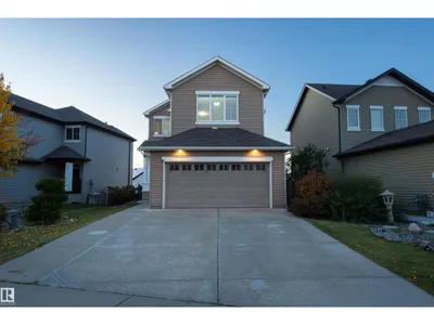5932 12 AV SW photo 43