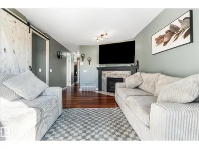 33 CAMPBELL RD photo 4