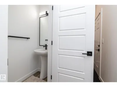 54 KINGSBURY CI photo 36