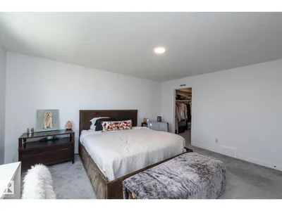 54 KINGSBURY CI photo 41