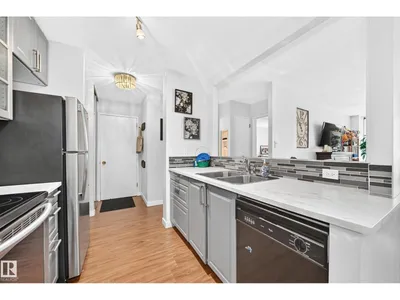 #407 9835 113 ST NW photo 10