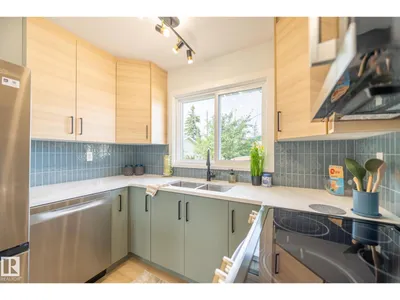 16136 109A AV NW photo 14
